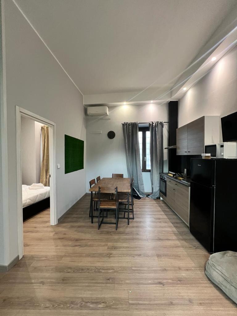 Regis 2 Appartamenti Resort Centro Storico Chivasso Eksteriør billede